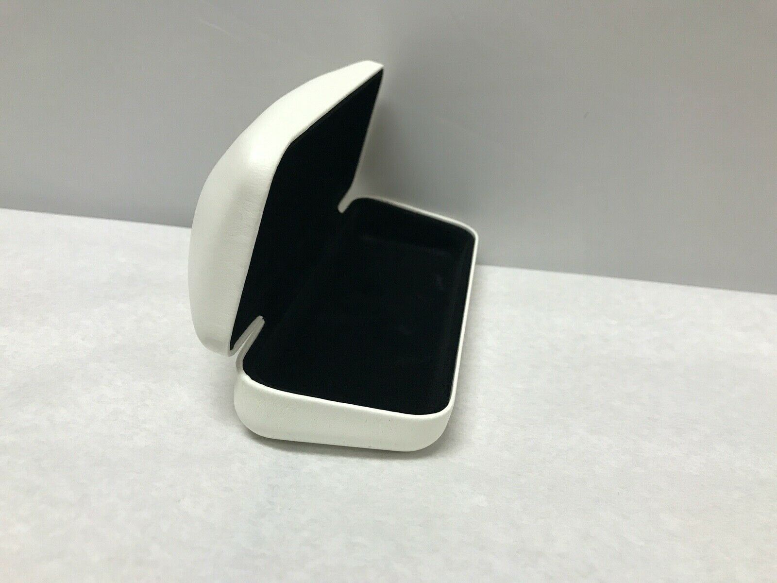 Calvin Klein Optical Logo Engraved Eye Glasses Hard Case | KMOPT-03 DIAGNOSTIC ULTRASOUND MACHINES FOR SALE