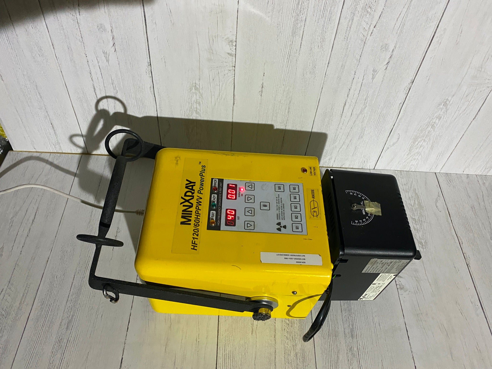 MinXray HF120/60HPPWV PowerPlus Portable X-Ray Machine 2005 - Non Working DIAGNOSTIC ULTRASOUND MACHINES FOR SALE