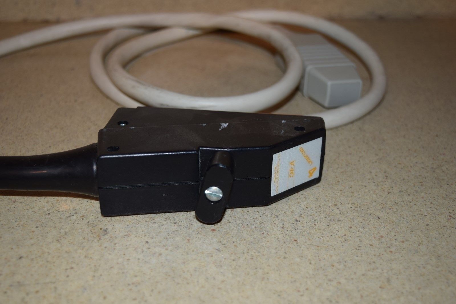 ACUSON 4 V4C ULTRASOUND TRANSDUCER PROBE (GG) DIAGNOSTIC ULTRASOUND MACHINES FOR SALE