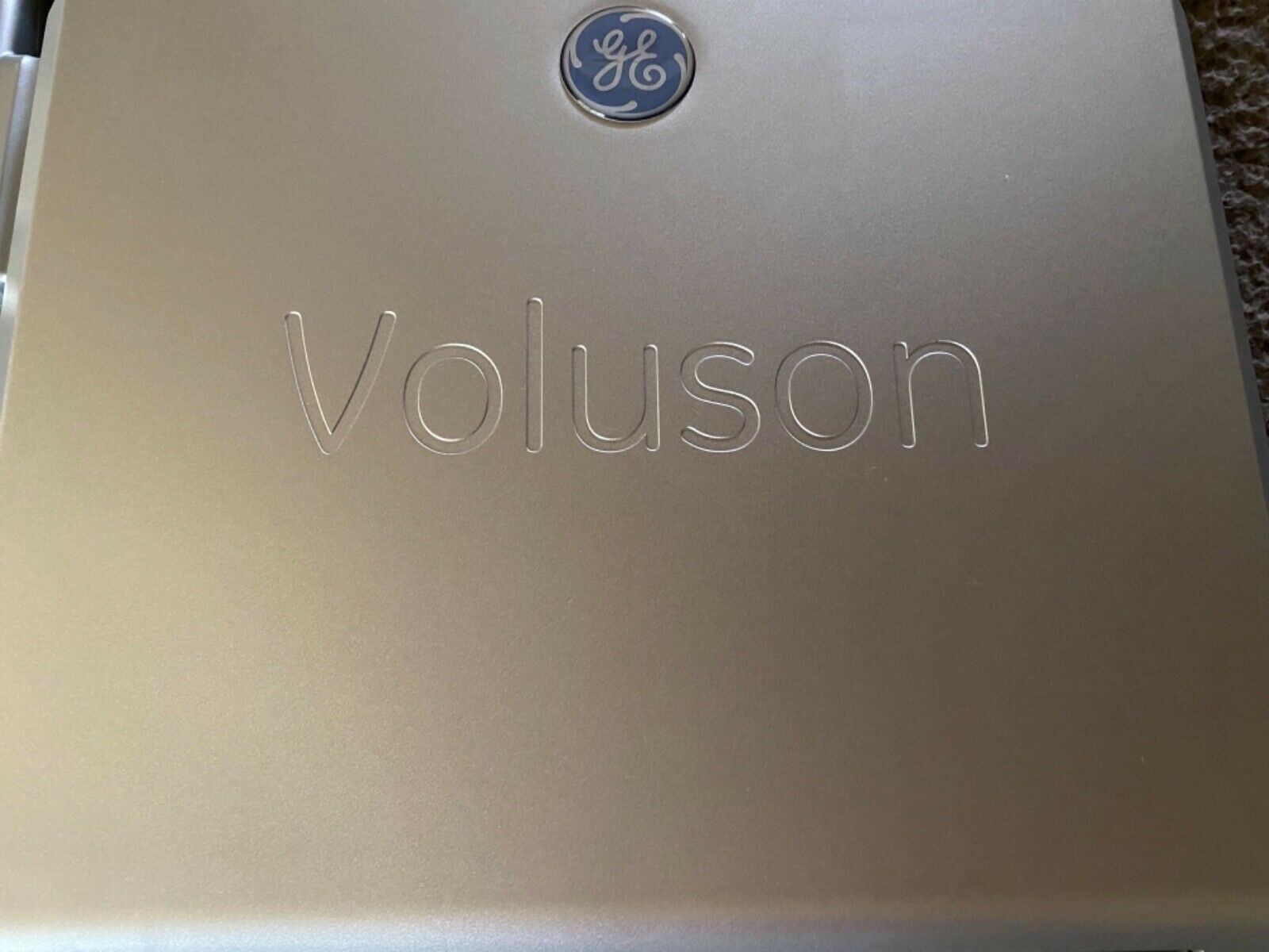 GE Voluson E Portable Ultrasound Machine with 3D4D Probe DIAGNOSTIC ULTRASOUND MACHINES FOR SALE
