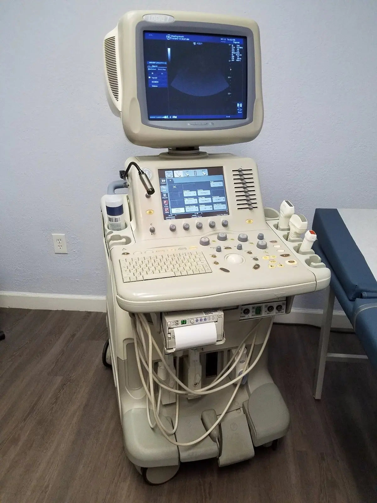 Ultrasound Machine Ge Logiq 7 Share Service ,Probes 3S / 3.5C/ M12L . DIAGNOSTIC ULTRASOUND MACHINES FOR SALE