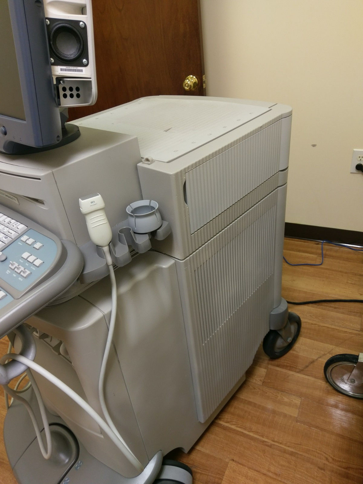 Siemens Sequoia Acuson C512 Cardiac Ultrasound Vascular 4V1 & 8C4 Transducers, DIAGNOSTIC ULTRASOUND MACHINES FOR SALE