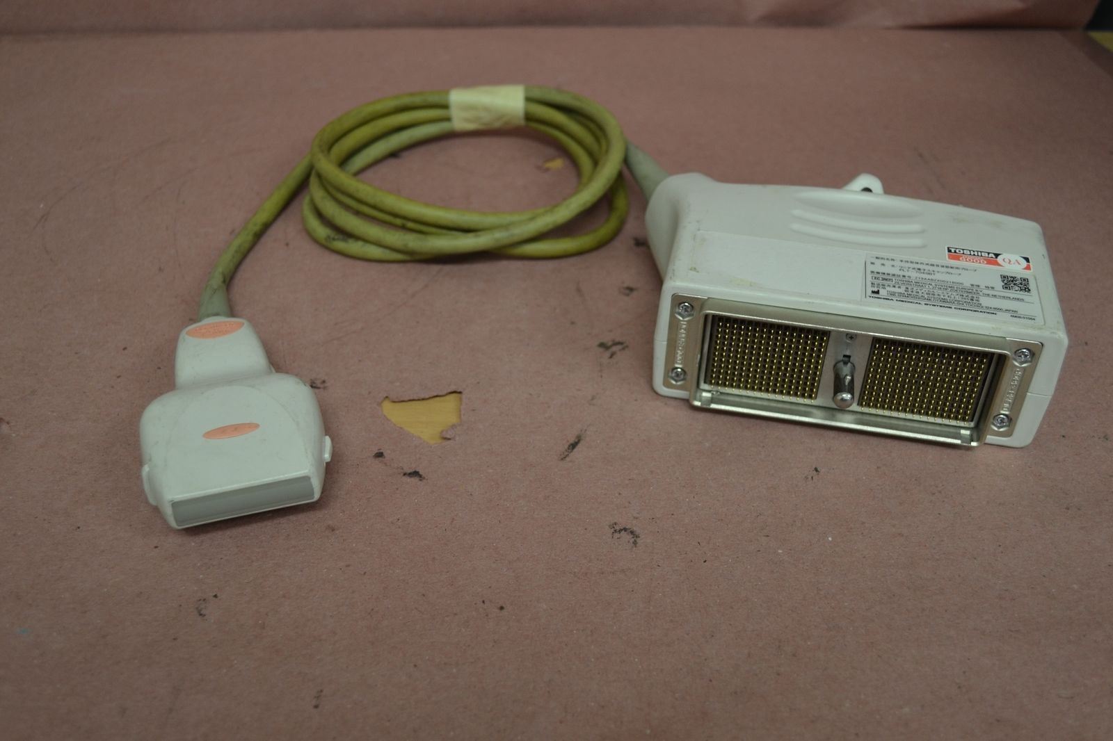 Toshiba Artida PLT-704SBT 11-4.8MHz Linear Ultrasound Transducer Probe J1628 DIAGNOSTIC ULTRASOUND MACHINES FOR SALE