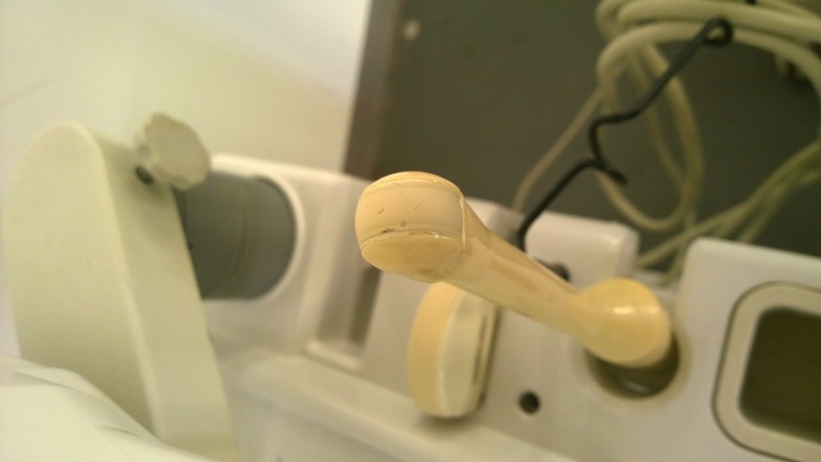 Shimadzu SDU-400 XP  2003 Ultrasound DIAGNOSTIC ULTRASOUND MACHINES FOR SALE