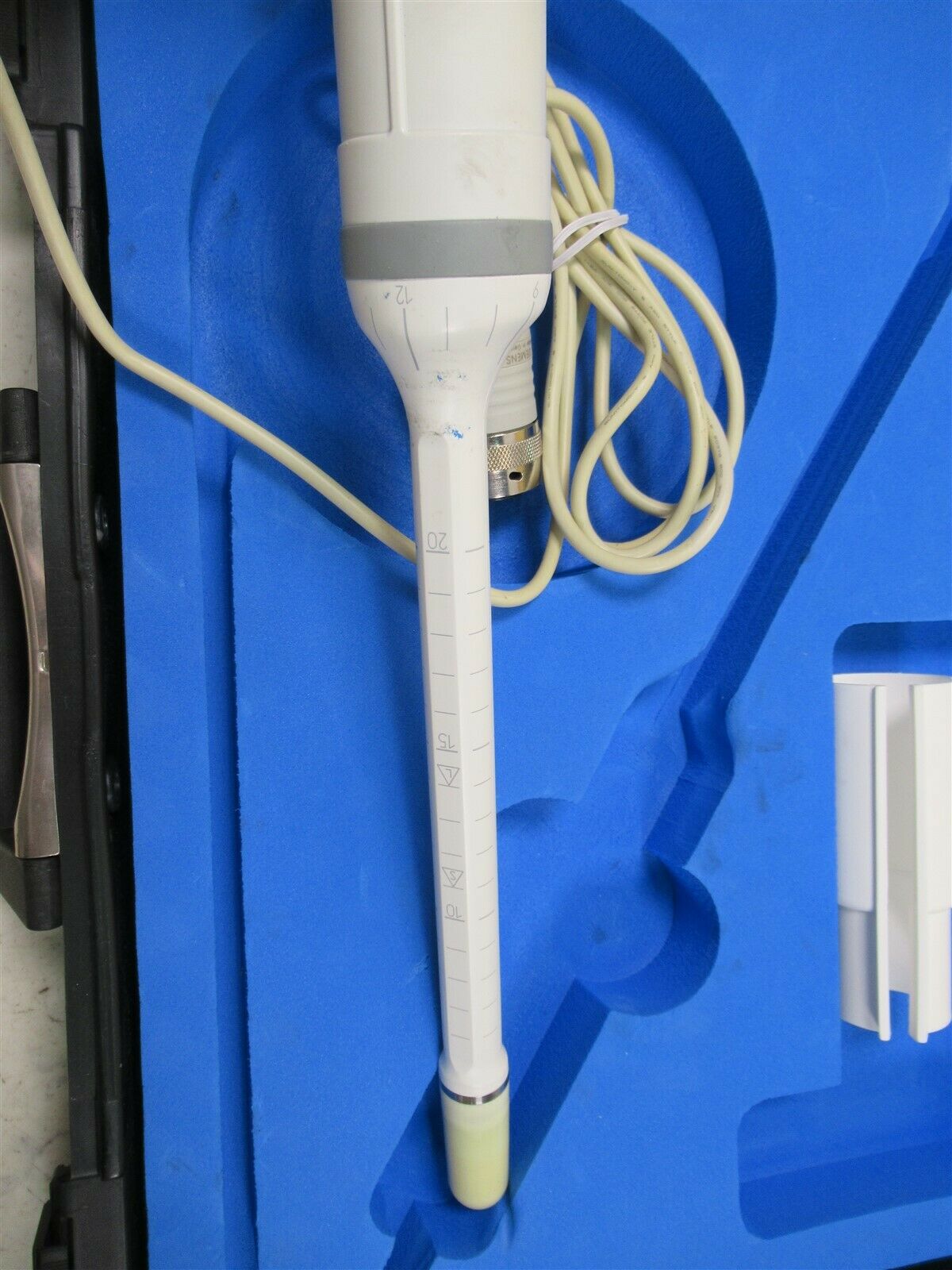 Siemens 88-74-000-L1009 Sonoline Ultrasound Transducer Probe w/ Case DIAGNOSTIC ULTRASOUND MACHINES FOR SALE